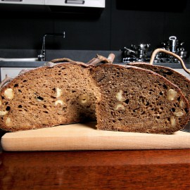 Pane alla frutta a lievitazione naturale